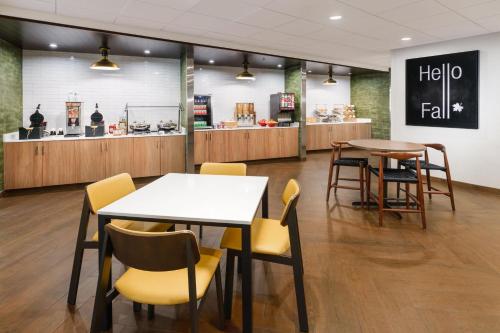 Fairfield Inn & Suites by Marriott Oakhurst Yosemite - main image