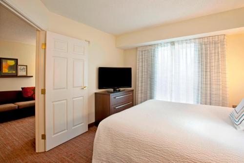 Residence Inn Fort Wayne Southwest - image 6