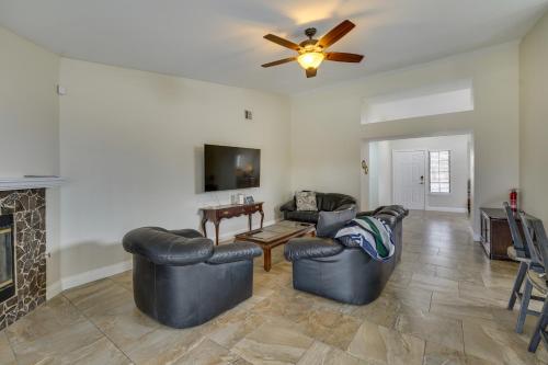 Las Vegas Vacation Rental with Pool - Pet Friendly!, Las Vegas (photo 5)