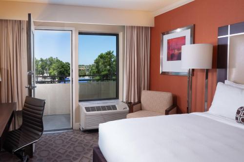 Delta Hotels by Marriott Orlando Lake Buena Vista - image 11