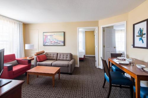 Two-Bedroom Suite