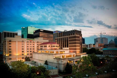 Courtyard by Marriott Norfolk Downtown - image 13