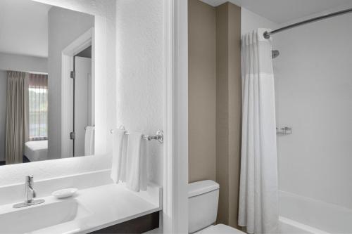 Bathroom, Residence Inn Tampa Oldsmar in Oldsmar (FL)