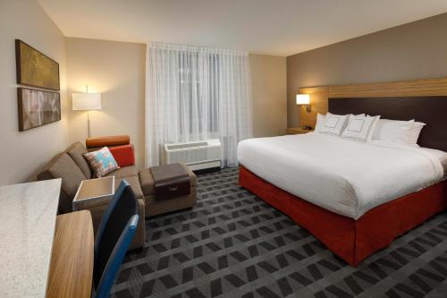 Towneplace Suites By Marriott Louisville Northeast