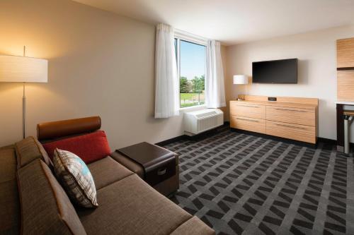 Towneplace Suites By Marriott Louisville Northeast