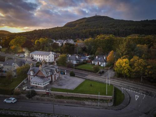 Viesnīcas āriene, Glenshee Guest House in Golspija