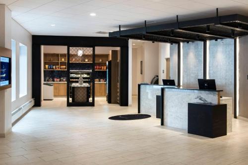 Delta Hotels by Marriott Utica