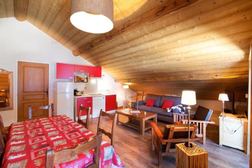 Mont Blanc Lodge Hauteluce photo 22