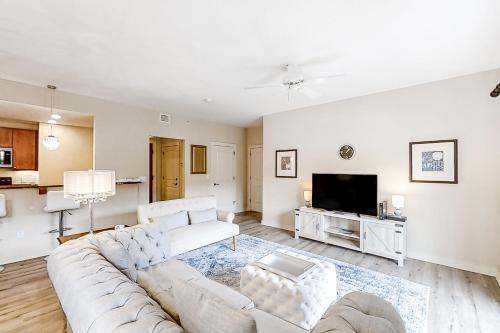 . Laterra Suite A #222