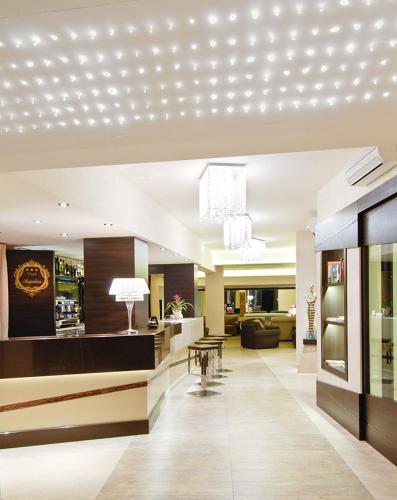 . Hotel Argentina