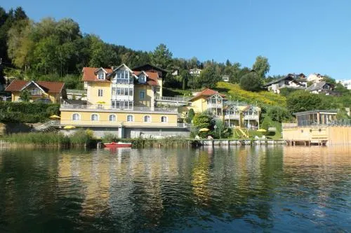 Appartements-Strandschlößl Heitzmann in Seeboden am Millstätter See, Österreich