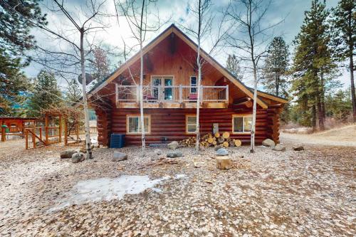 Ponderosa Log Cabin