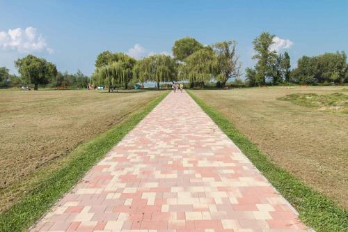 pláž, Holiday home in Balatonmariafürdo 40848 (Holiday home in Balatonmariafurdo 40848) in Balatonmariafurdo