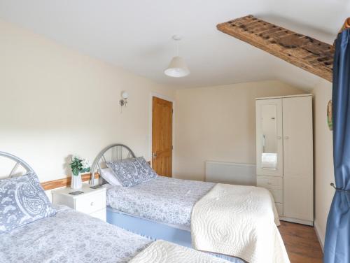 Plas Cefn Mawr - image 3