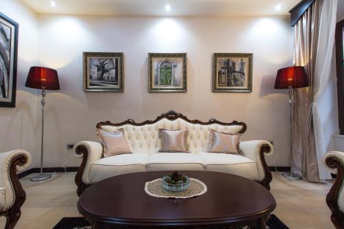 Pearl Apartments - image 13
