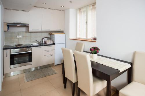 Apartment Dora, Split (photo 10)