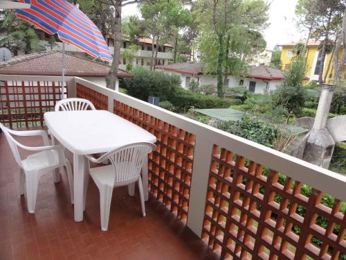 2 bedrooms, 5 beds