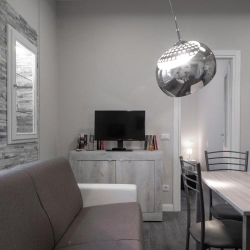 cozy apartment - image 11