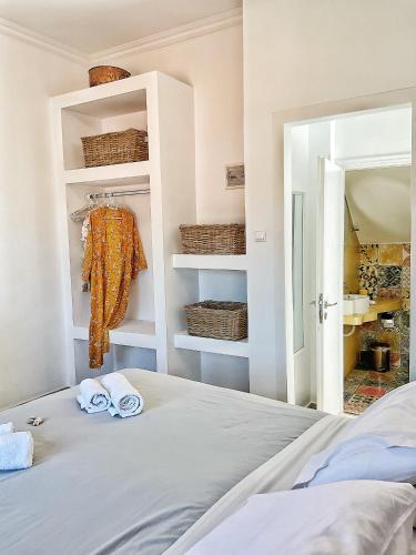 Gigi Rooms in Poros