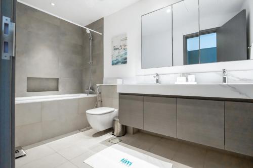 FAM Living - Creek Horizon - 3B with Kids Room - image 2