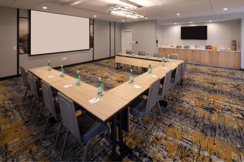 TownePlace Suites by Marriott 엘렌스버그 - 회의실/연회장