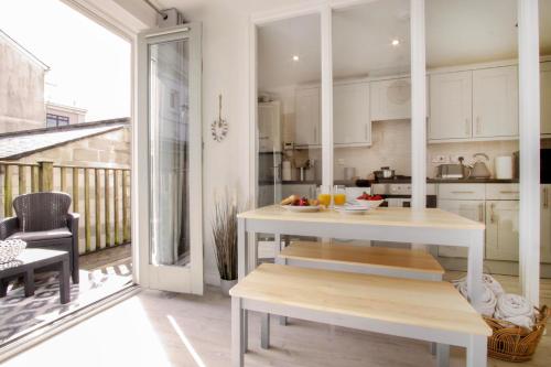 Apartments in the heart of Penzance 3