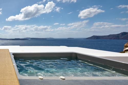 Allure Breeze Suites image