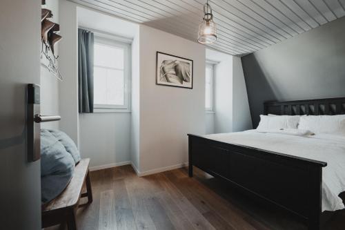 NO8 Boutique Hotel - image 10