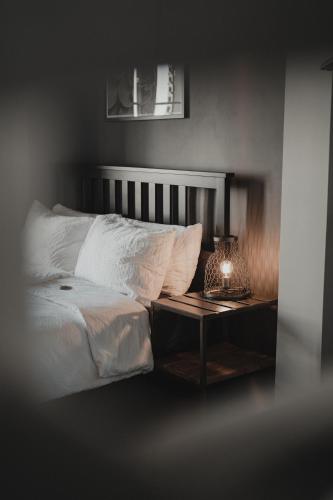 NO8 Boutique Hotel - image 4