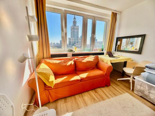 Super Apartament BROWN 2x Metro NOWY WiFi Netflix Spotify Panorama Miasta, Warsaw