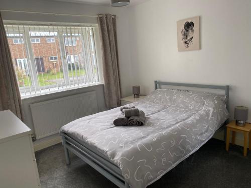 Cottage - Sleeps 4 - Pets Ok - Parking - Garden
