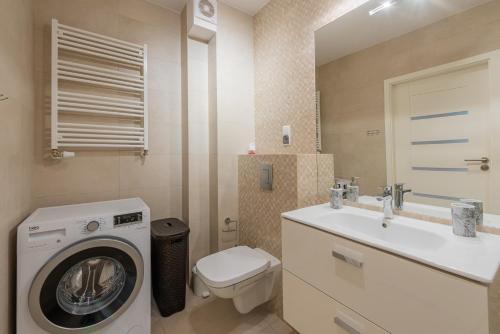 Pool & Leisure Apartament Polanki Park