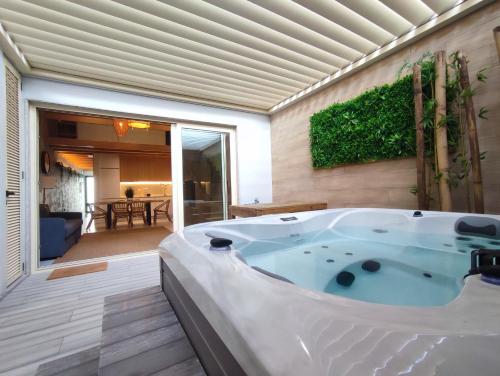Vistas, Ocean House in Ovar