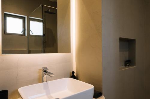 Lighthouse Apartments Lighthouse Apartments