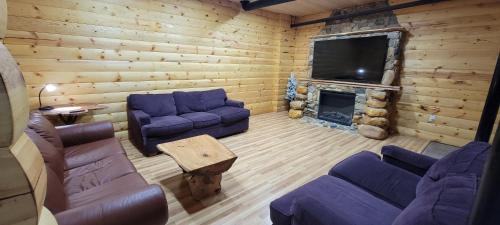 Mountain Retreat house to Relax and Enjoy detail