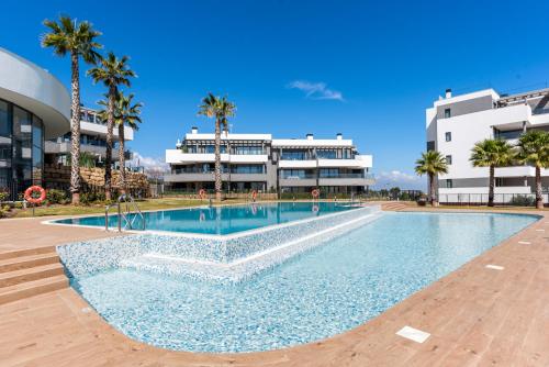 Seaview apartment with heated pool Ref M21