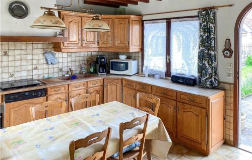 Nice Home In Saigneville With Kitchen