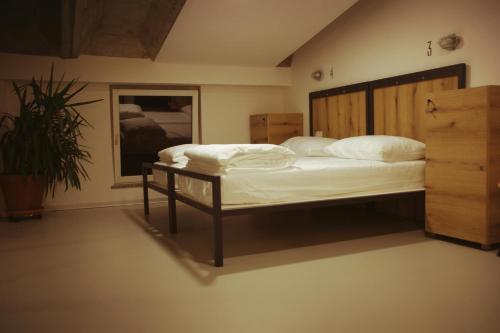 GARAGE HOSTEL - Accommodation - Nova Gorica