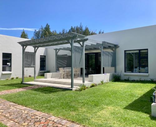 المنظر الخارجي, Tonquani - Knysna (est. 2022) in كانونكوب