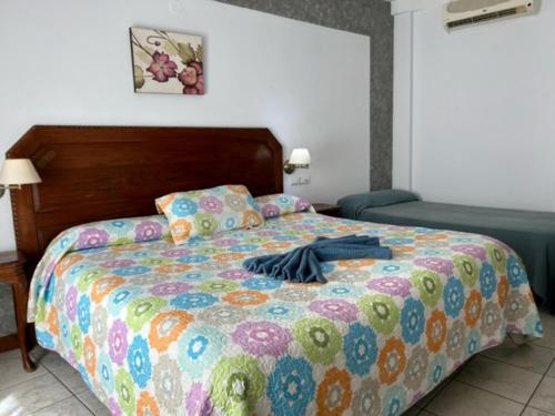 Hotel Al-Andalus - image 2