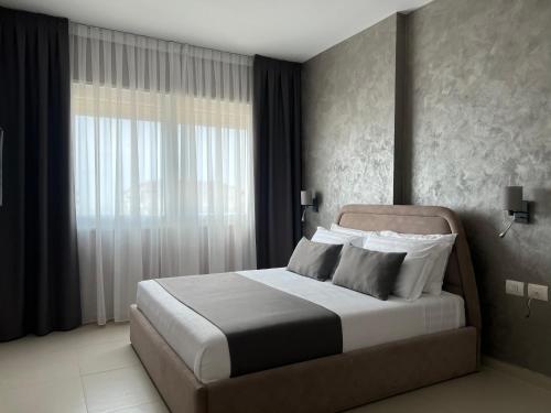 2 bedrooms, 3 beds