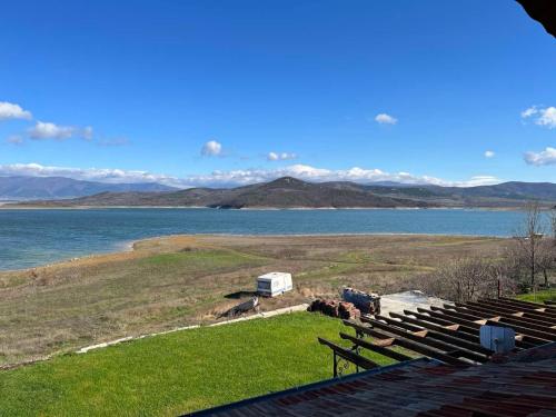 Kilátás, Vila Marina Ilkoni at Jrebchevo dam in Panicherevo