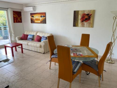 3P, Cannes, Domaine securise, Piscine, Tennis, Golf, 3 Etoiles, Cannes (fotografie 6)