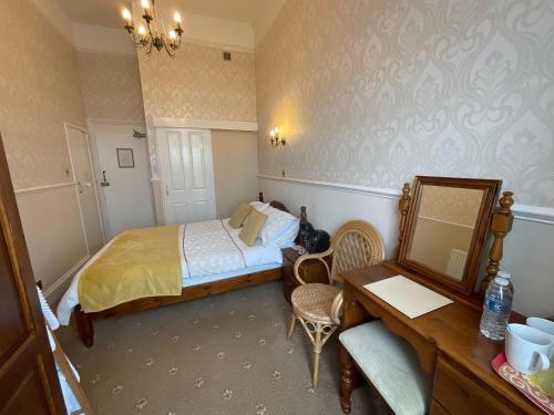 The Langham - image 13
