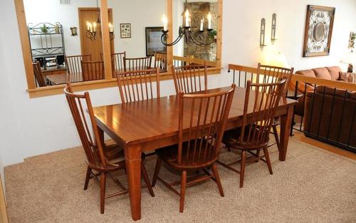 Seven Springs Meadowridge 2 Bedroom Standard Condo with Deck and Mountain Views! condo thumb 2