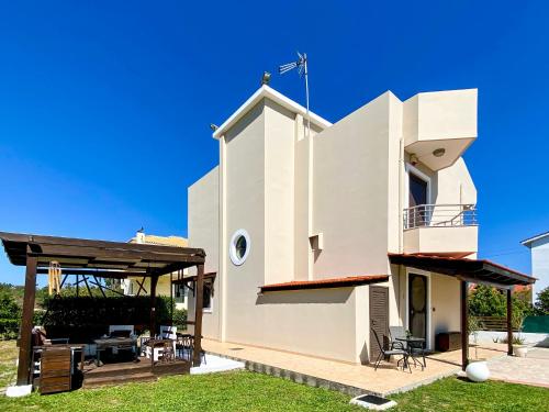 Rosalia House 4