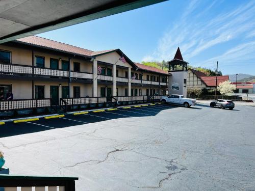 Haven Inn & Suites Helen - main image