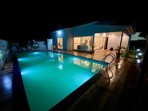 GoBravo Farm-2Bhk Villa with Pool, Sec 150 Noida