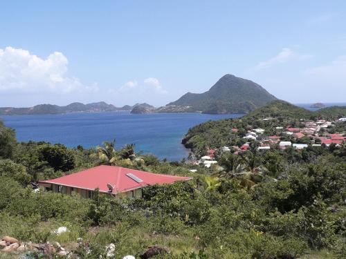 TI KAZ ANOLI vue époustouflante sur la baie