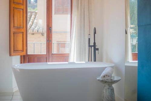 Casa de la Acequia by Florentia Homes, Granada (fotografie 4)
